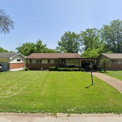 9742 Wendell Dr, Saint Louis, MO 63136