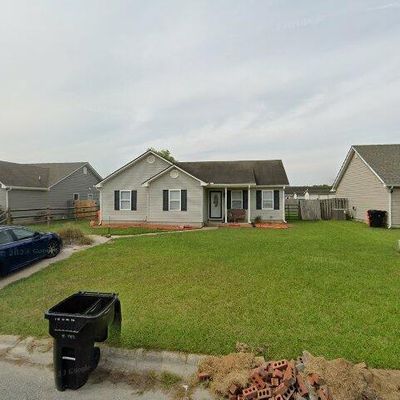 1305 Jessica St, Elizabeth City, NC 27909