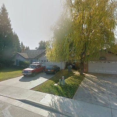 1515 N Arden Ct, Visalia, CA 93292