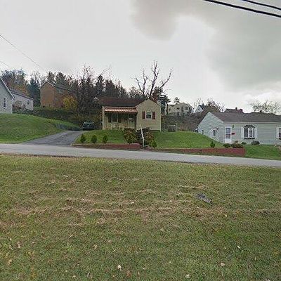 1823 Service Ln, Monessen, PA 15062