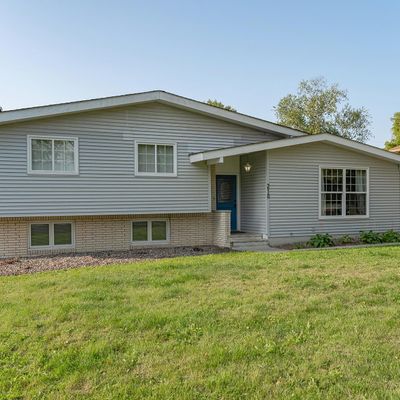 210 E Luella St, Le Roy, MN 55951