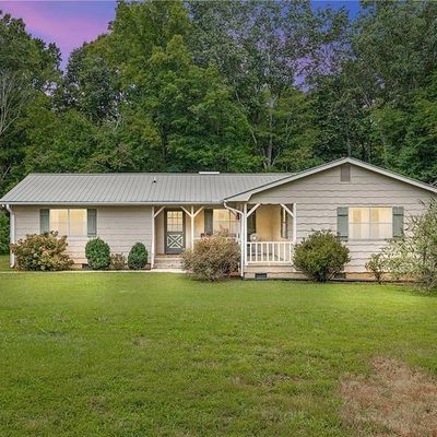 4495 Island Ford Rd, Sophia, NC 27350