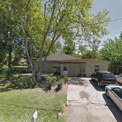 125 Winkin Ave, Crosby, TX 77532