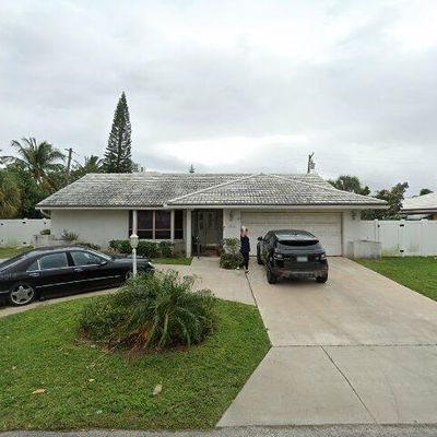 1291 Bimini Ln, Riviera Beach, FL 33404