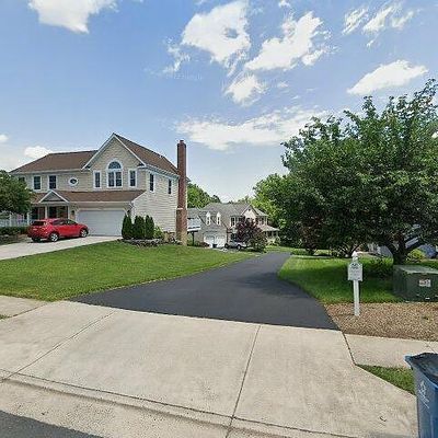 13180 Lazy Glen Ln, Herndon, VA 20171