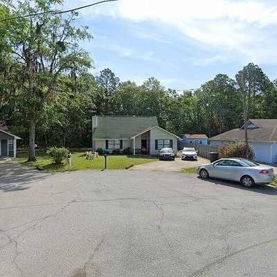 1334 Forest Lake Dr, Hinesville, GA 31313