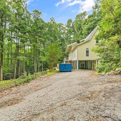 1352 Swiss Pine Lake Dr, Spruce Pine, NC 28777