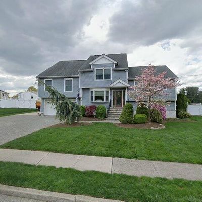 14 Haddon Rd, Wayne, NJ 07470