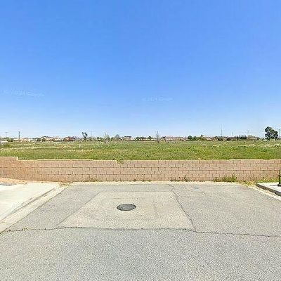 1156 W Avenue J14, Lancaster, CA 93534