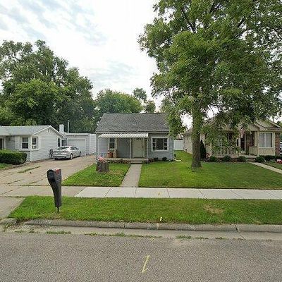 11668 Arcola St, Livonia, MI 48150