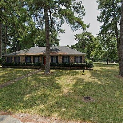 119 Choctaw Dr, Pineville, LA 71360