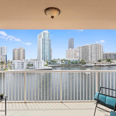 121 Golden Isles Dr #503, Hallandale Beach, FL 33009