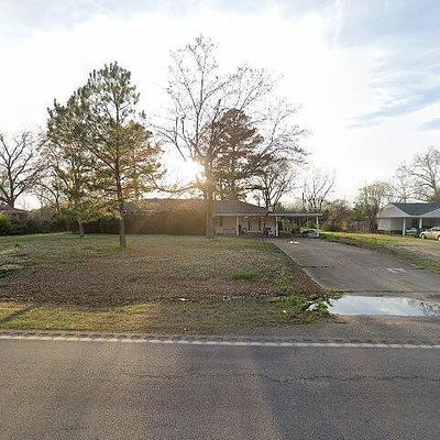 121 Mcdonnell St, Okolona, MS 38860