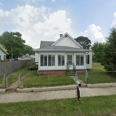 1216 S Macedonia Ave, Muncie, IN 47302