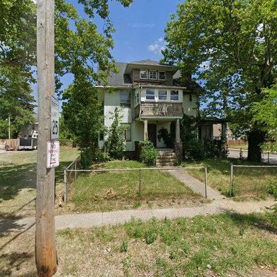 12205 Chesterfield Ave, Cleveland, OH 44108