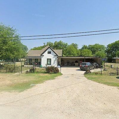 153 E Norway St, Walnut Springs, TX 76690