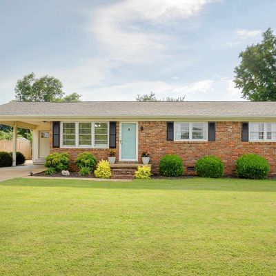 155 Dowdy Dr, Florence, AL 35634