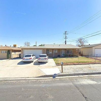 15561 La Paz Dr, Victorville, CA 92395