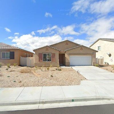 15758 Mint St, Adelanto, CA 92301