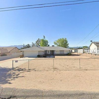 16201 Rodeo St, Hesperia, CA 92345