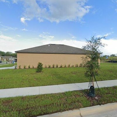 16418 Winding Blossom Dr, Groveland, FL 34736