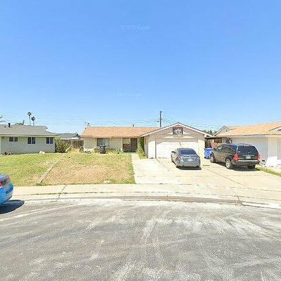 1643 N Stratford Ave, Santa Maria, CA 93454