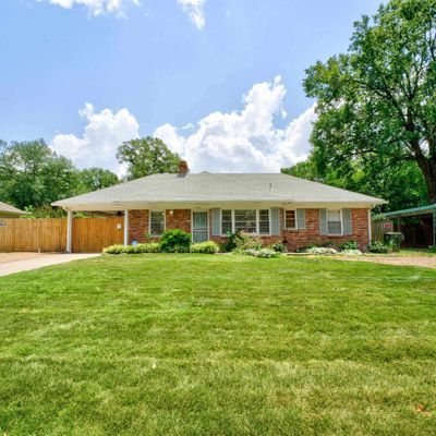 1694 S White Station Rd, Memphis, TN 38117