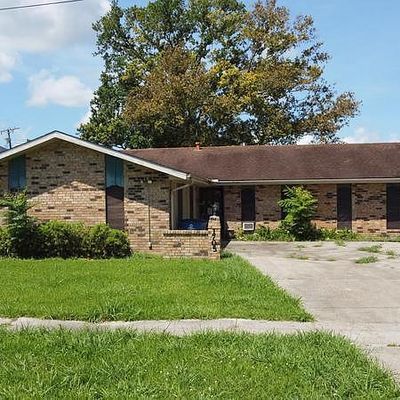 1705 Cedar St, Morgan City, LA 70380