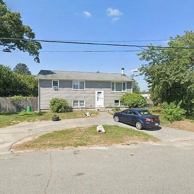 175 Ticonderoga Dr, Warwick, RI 02889