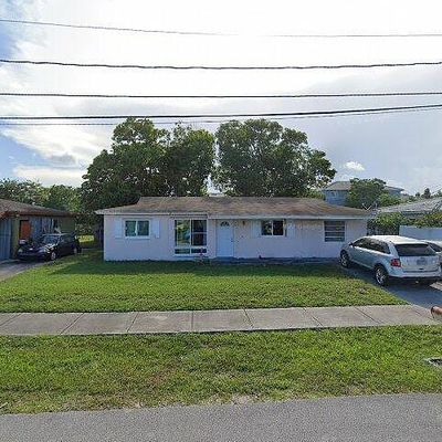 1421 Nw 33 Rd Way, Lauderhill, FL 33311