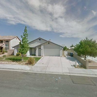 14236 Nantucket St, Hesperia, CA 92344