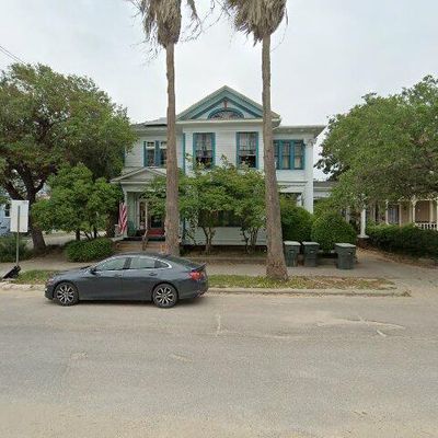 1502 23 Rd St, Galveston, TX 77550