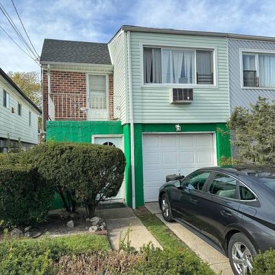 151 Beach 61 St St, Arverne, NY 11692