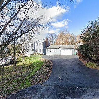 2 Purdy Ln, Wallingford, PA 19086