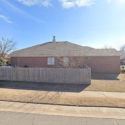 200 Stonebrook Ln, Edmond, OK 73003