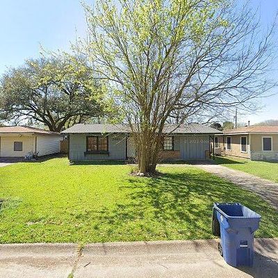 2001 3 Rd Ave N, Texas City, TX 77590