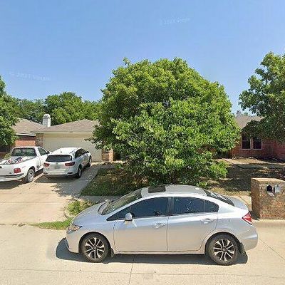 2001 Shawnee Trl, Justin, TX 76247