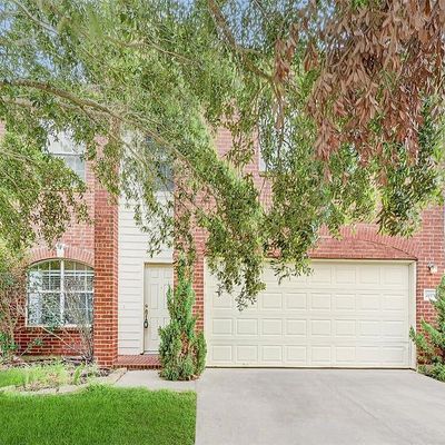 2019 Kashmere Spring Ln, Fresno, TX 77545