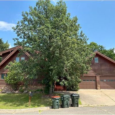 203 Hawkins Dr, Brainerd, MN 56401