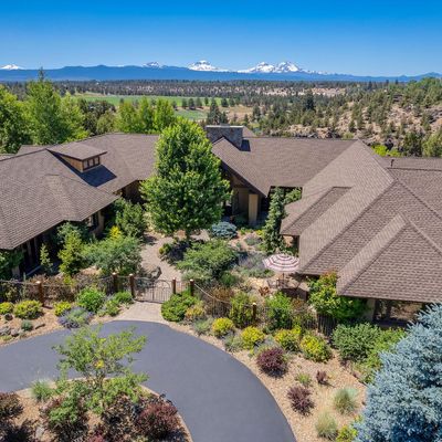 20450 Arrowhead Dr, Bend, OR 97703