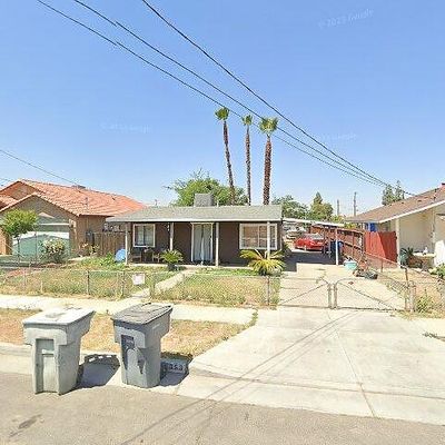 2063 N Cecelia Ave, Fresno, CA 93722