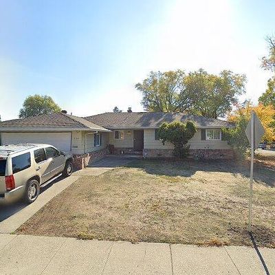 2100 57 Th Ave, Sacramento, CA 95822