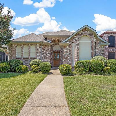 2105 Birch Bnd, Mesquite, TX 75181