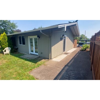 2120 W 14 Th Ct, Eugene, OR 97402