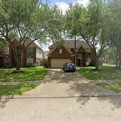 2132 Crimson Lake Ln, League City, TX 77573