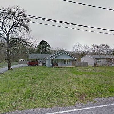 1758 E Boy Scout Rd, Hixson, TN 37343