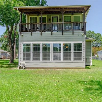 176 Arrowhead St, Mabank, TX 75156