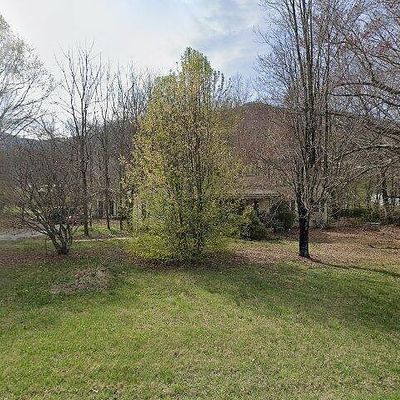 1808 Allens Creek Rd, Waynesville, NC 28786