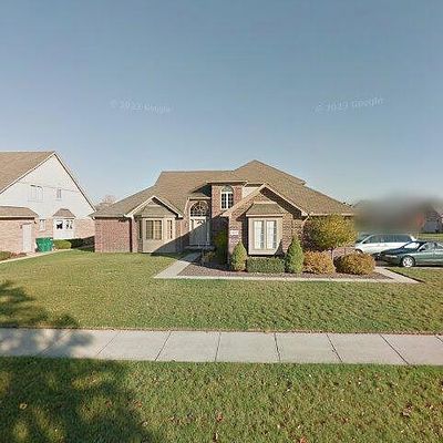 18297 Cheryl Dr, Macomb, MI 48044