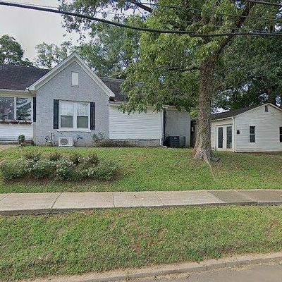 185 W Oxford St, Pontotoc, MS 38863